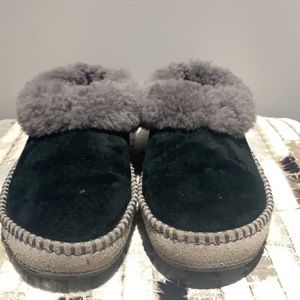 Black and Grey UGG slippers size 9 ladies